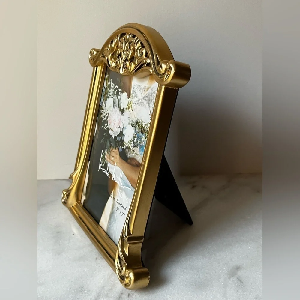Nicole Miller Elegant Gold ornate Picture Frame for 5x7” photo